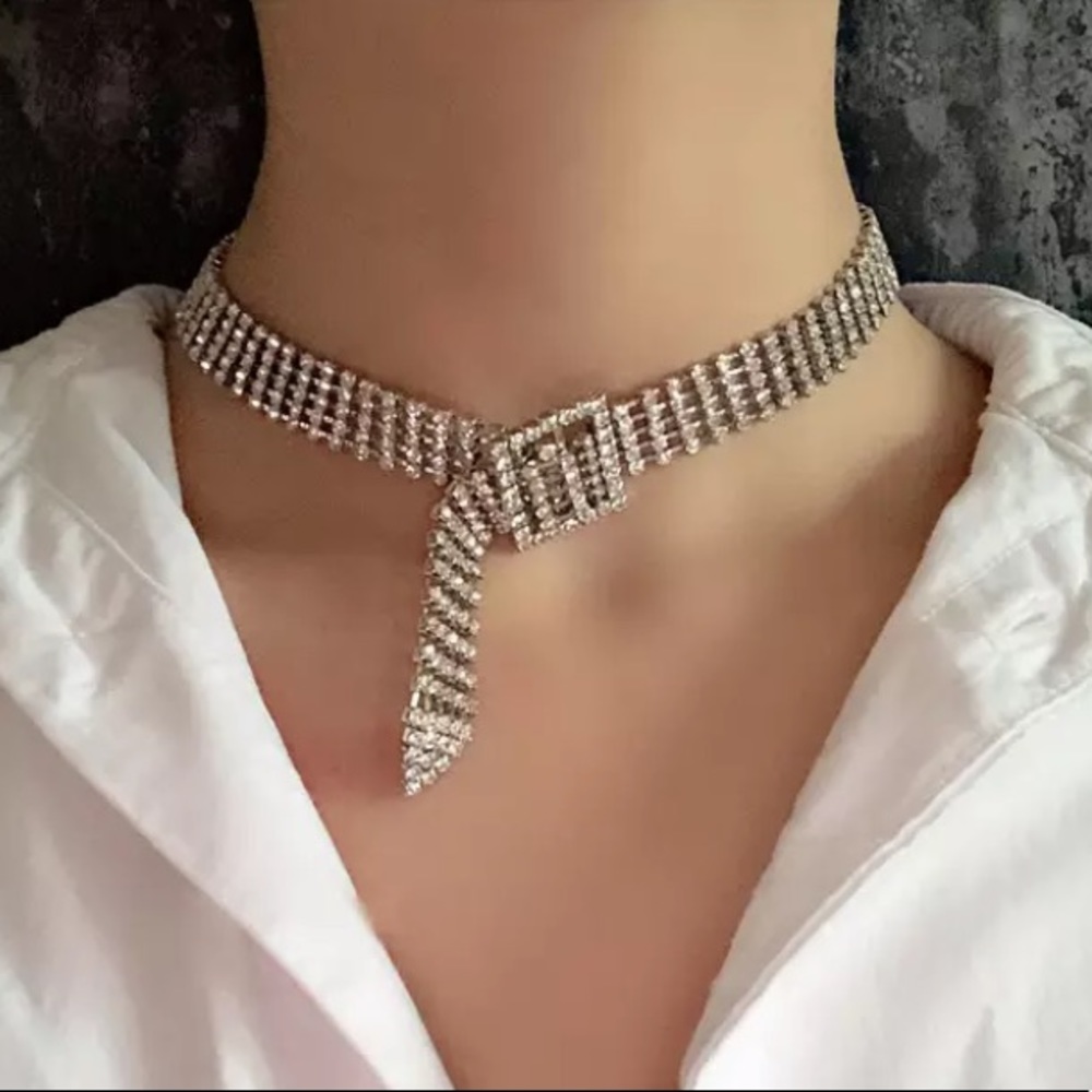 Beautiful Crystal Choker/bracelet - Picture 4 of 9